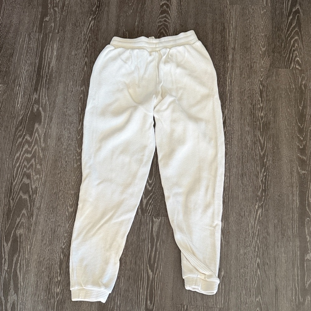 ALO Yoga White Track Pants - Picture 5 of 5